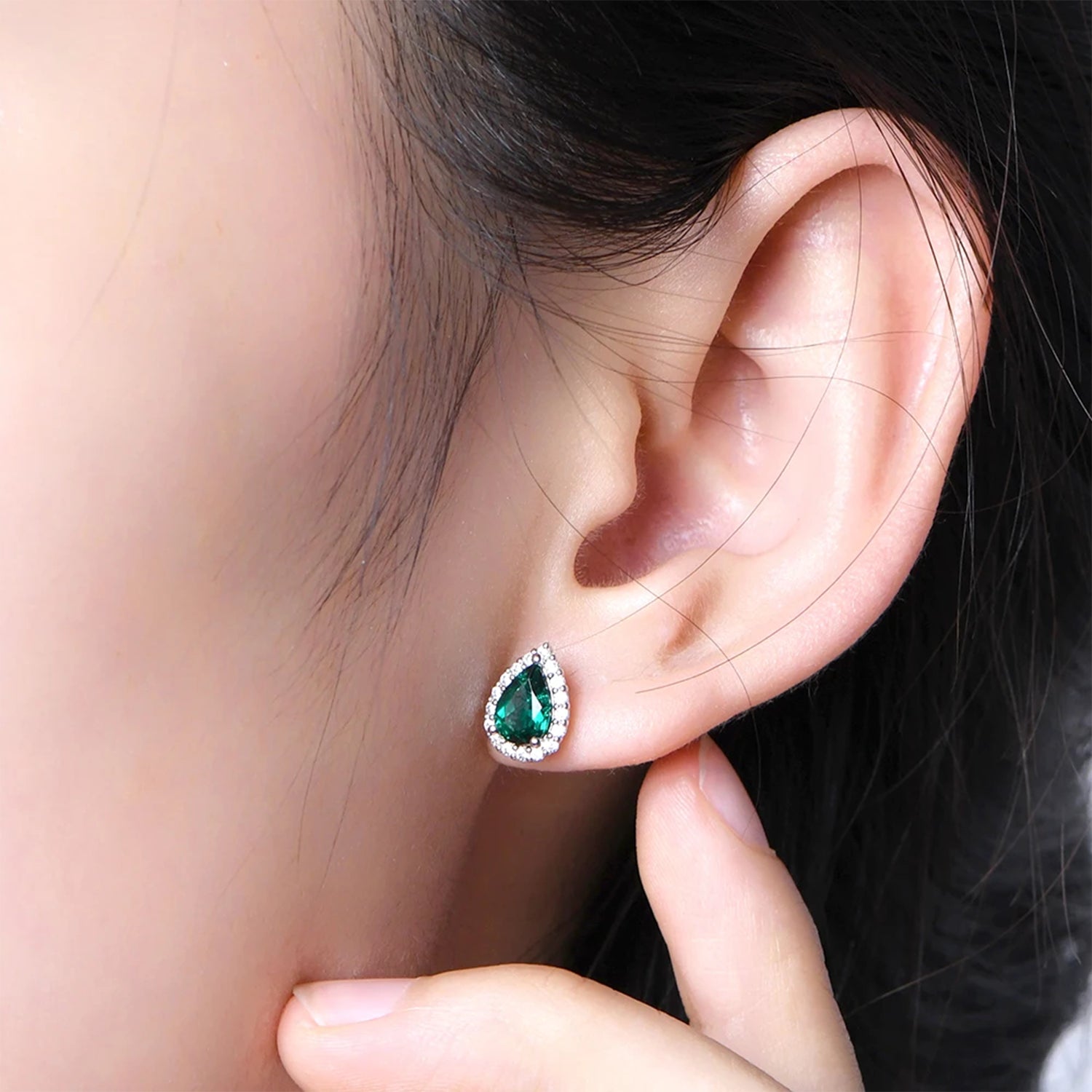 Verdant Radiance Emerald Stud Earrings